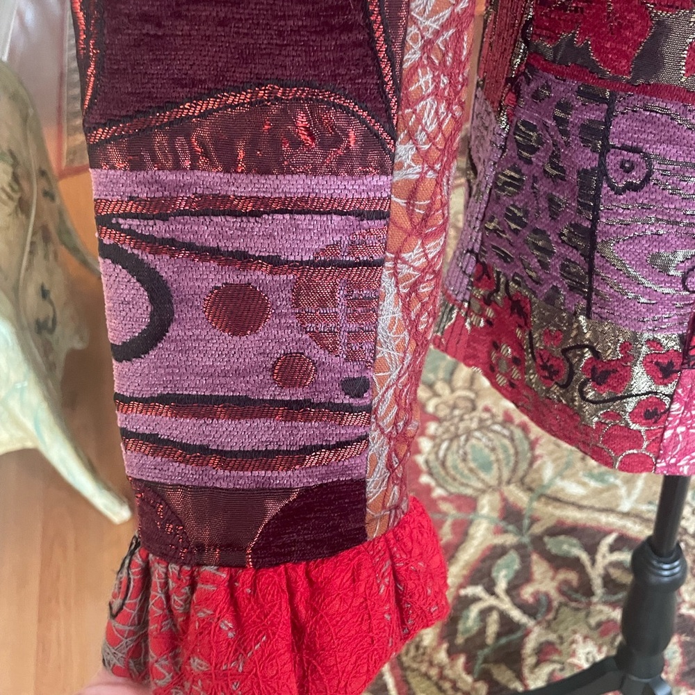 Vintage Lindi Silk-Blend Embroidered Patchwork Coat Size Small - Picture 3 of 12